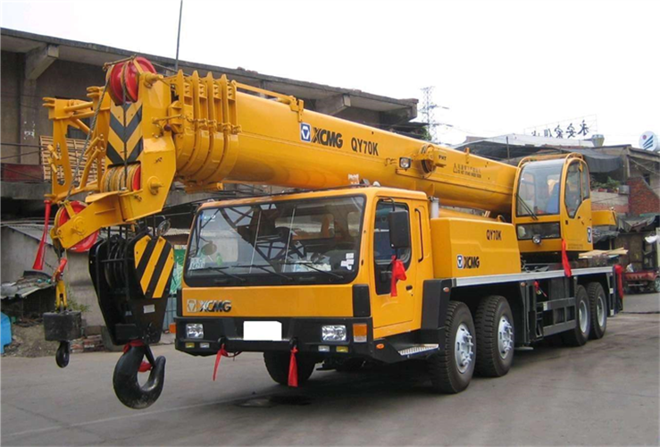 黄石港区吊车出租选择重点