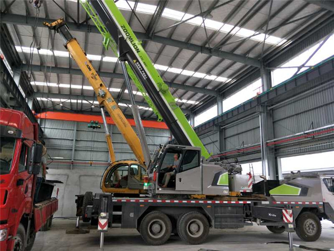 黄石港区高空车出租需要注意哪些安全事项？