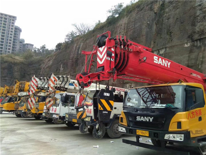 黄石港区吊车出租按什么计费？台班费、单次费、里程费怎么算？