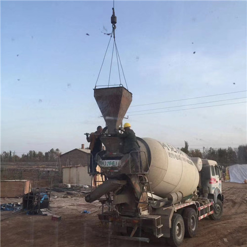 黄石港区“精准瞄准”—— 吊车的 “定位导航” 技术