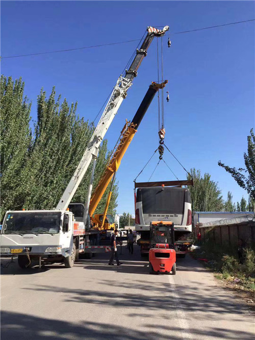 黄石港区港口集装箱搬运案例